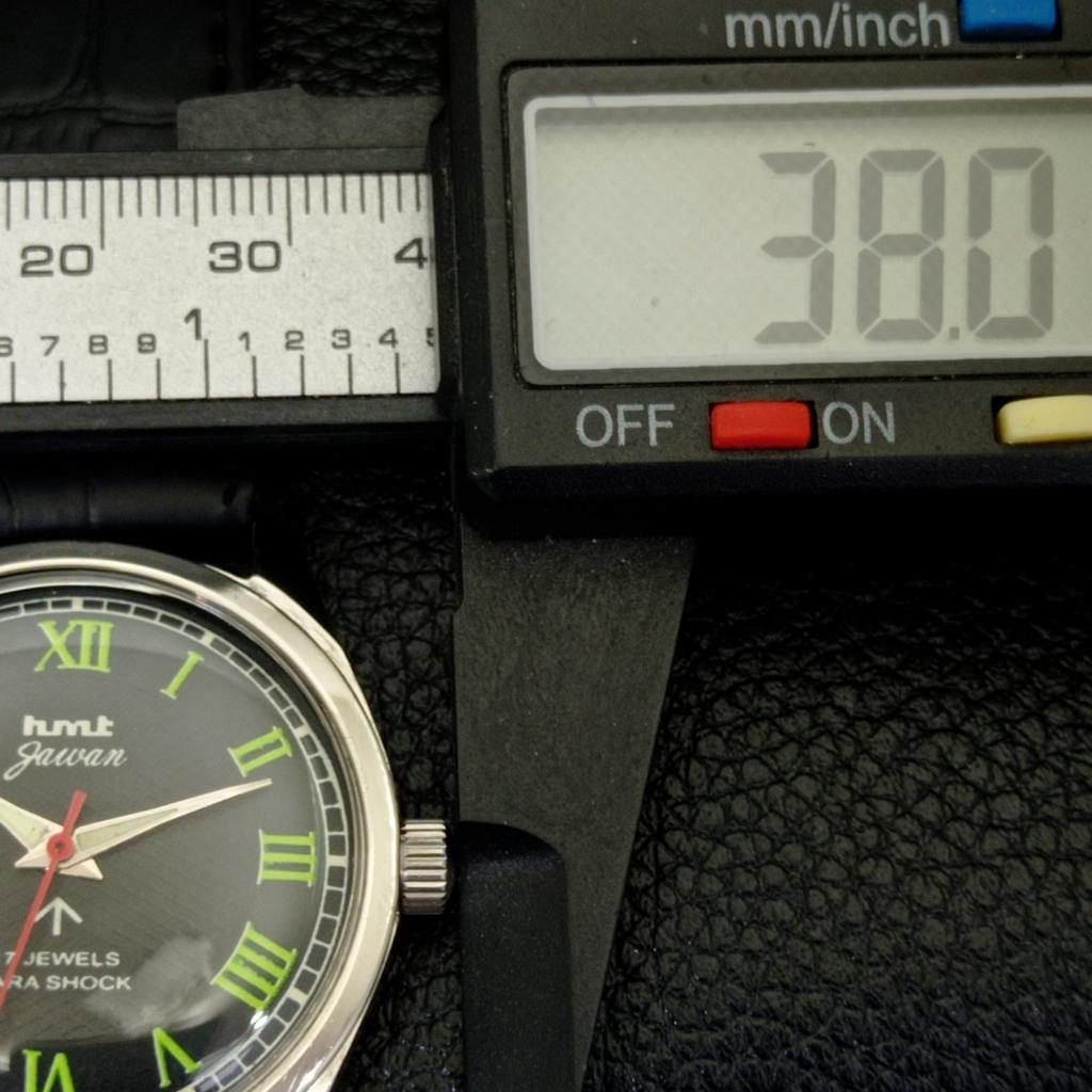 VINTAGE HMT JAWAN HAND-WINDING INDIAN MENS BLACK COLOR DIAL WATCH A700299-5 R202-a700299