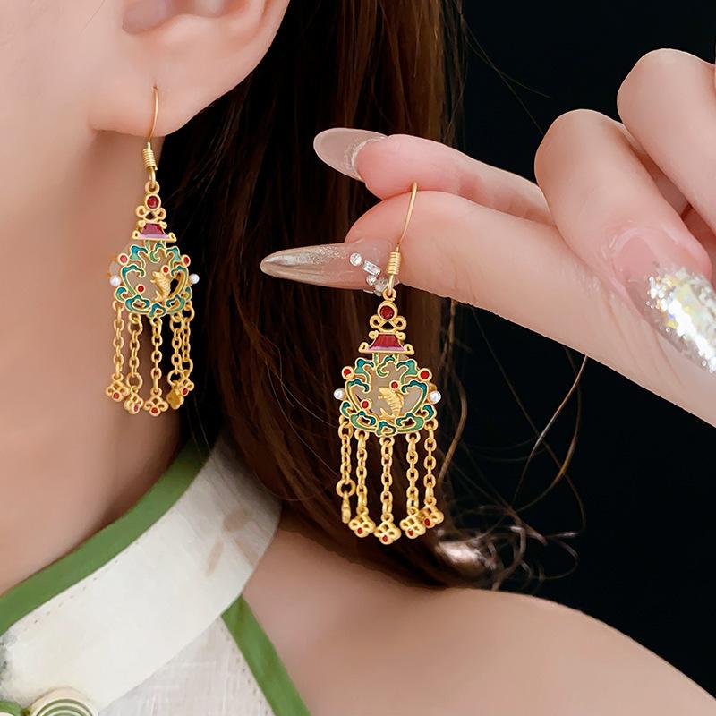 Dumb Gold Irregular Love Oil Drop Pearl Fringed Ear Hook Fashion Earrings Light Luxury High-end Temperament Earrings