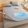 Waterproof Mattress Pad Antibacterial and Mite-proof Bed Mat Non-Slip Mattress Cover Waterproof Thicken Quilted Bedspreads(No Pillowcases )