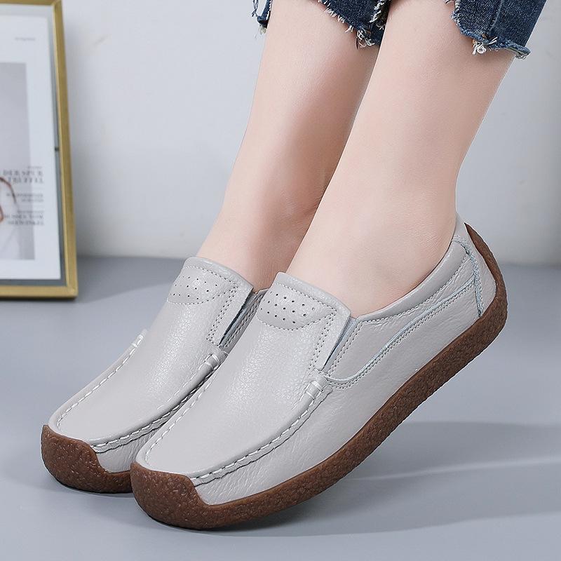 Women's Flat Shoes Versatile Women's Loafers Spring Soft Sole Casual Shoes Plus Size Genuine Leather Women's Shoes