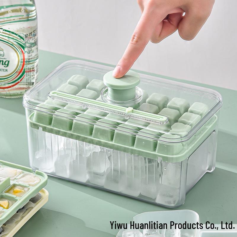 Airtight Plastic Pickle Jar - Food-Grade Kimchi & Vegetable Container