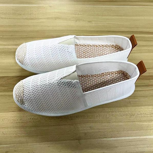 Women Shoes 2024 New Breathable Mesh Lightweight Casual Shoes Comfortable Soft Bottom Flats Slip On Flats Shoes Zapatos De Mujer