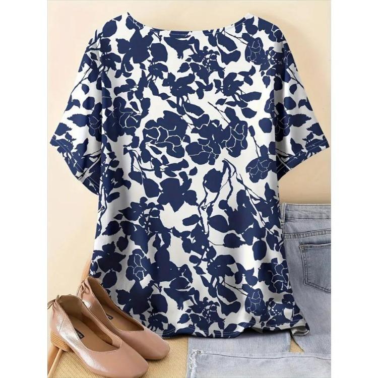 Plus Size Women Casual Comfortable Top Relaxed Fit Short Sleeve Floral Print Vibrant Pattern T-Shirt Spring Summer Outings
