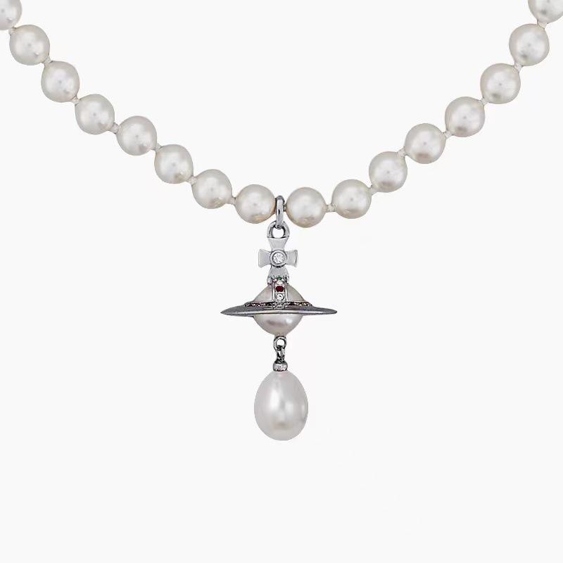NANA Vivian Queen Mother Saturn Pearl Necklace - Retro Punk Style for Women