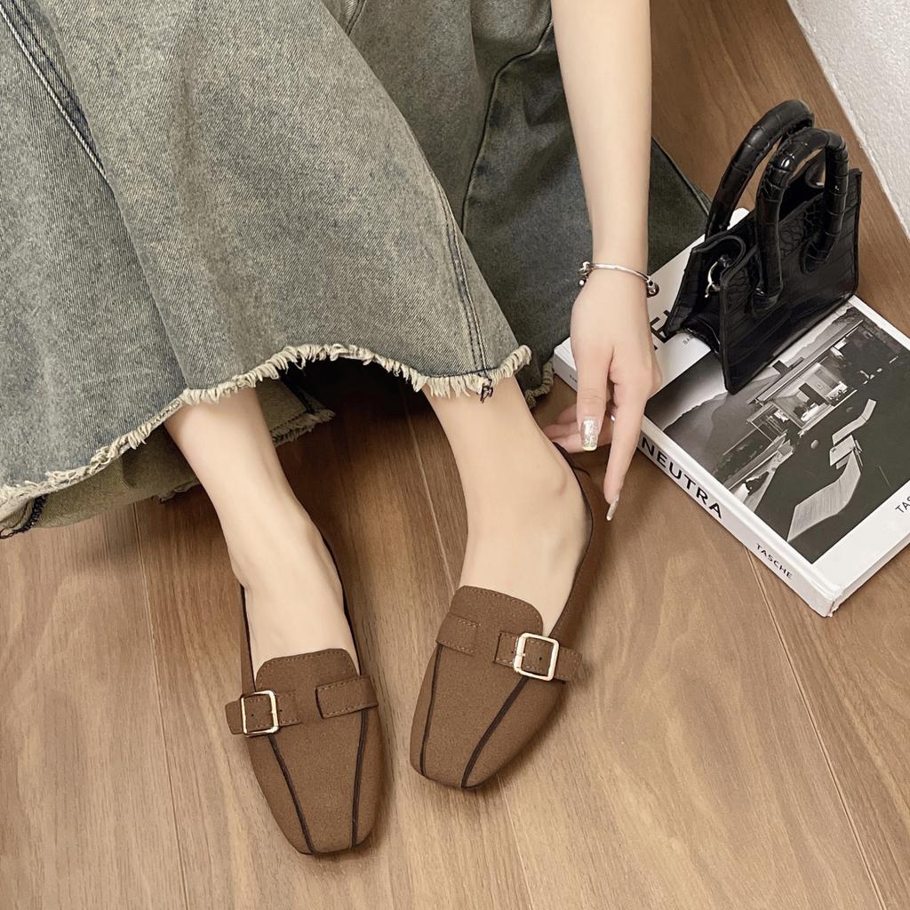Fashion Women Flats Shoes Spring New Style Metal Buckle Loafers Soft Sole Shallow Mouth Sneakers Women Casual Comfortable Office Shoes