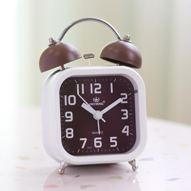 Скандинавский стиль Модный и простой Креативность Металлический звенящий будильник Бесшумный будильник Студенческая спальня Светящиеся часы Часы