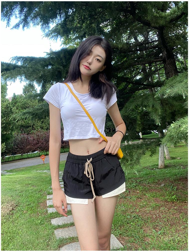 SUBHUMAN Women's Flowy High-Waisted Black Wide-Leg Pants - Literary Style, Commuting, Age-Reducing.