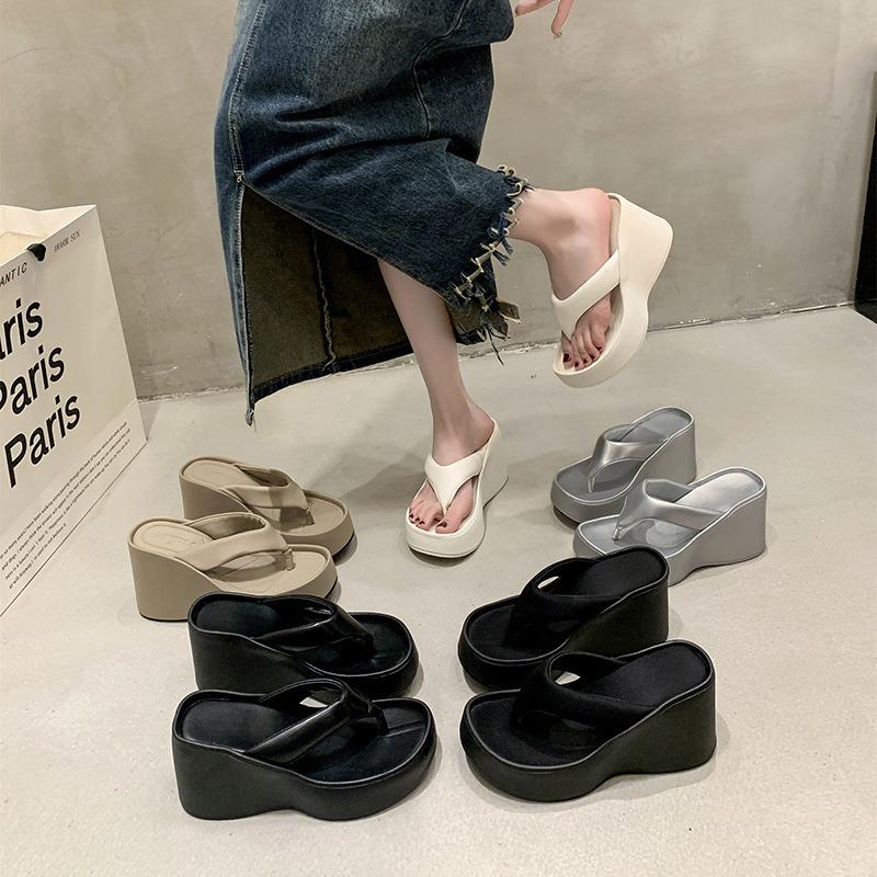 Women's Flip-flops Designer Chunky Slippers Fashion Platform Wedges Slippers Outdoor Non Slip Beach Slippers Summer Women Slides