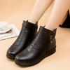 Winter Leather Boots for Mature Women Warm Cotton Shoes with Soft Non-Slip Thick Velvet-Lined Flat Ankle Boots  Women's Shoes