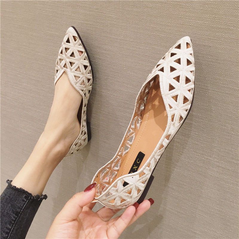 Women's Pointed Toe Breathable Flat Shoes Summer Cutout Faux Leather Shoes Women's Breathable Hollow Ballet Flats Flower Loafers