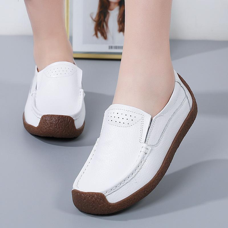 Women's Flat Shoes Versatile Women's Loafers Spring Soft Sole Casual Shoes Plus Size Genuine Leather Women's Shoes