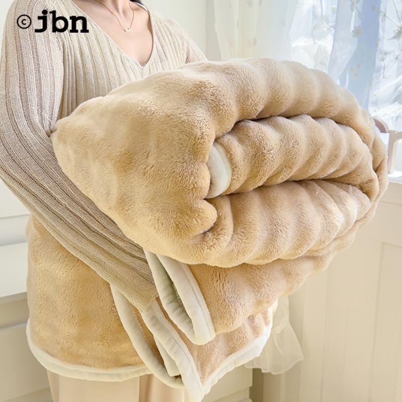 Super Soft Throw Blanket Lavender Premium Silky Flannel Fleece 3D Clouds Stylish Jacquard Lightweight Bed Blanket All Season Use