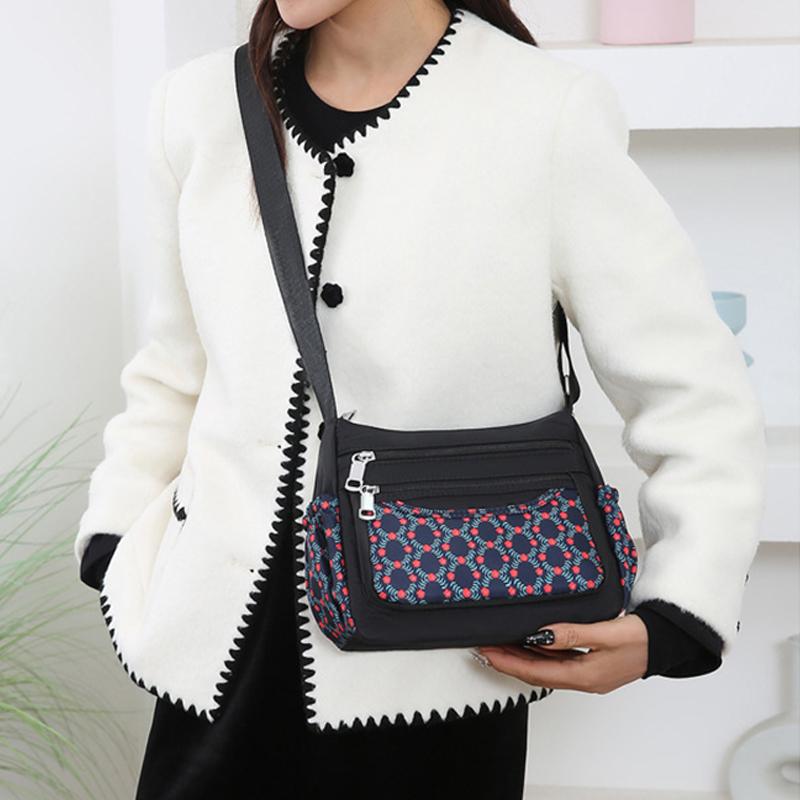 Fashion New Middle-aged Mother Bag Large-capacity Printed Multi-layer Shoulder Bag Lightweight Casual Joker Lady Crossbody Bag