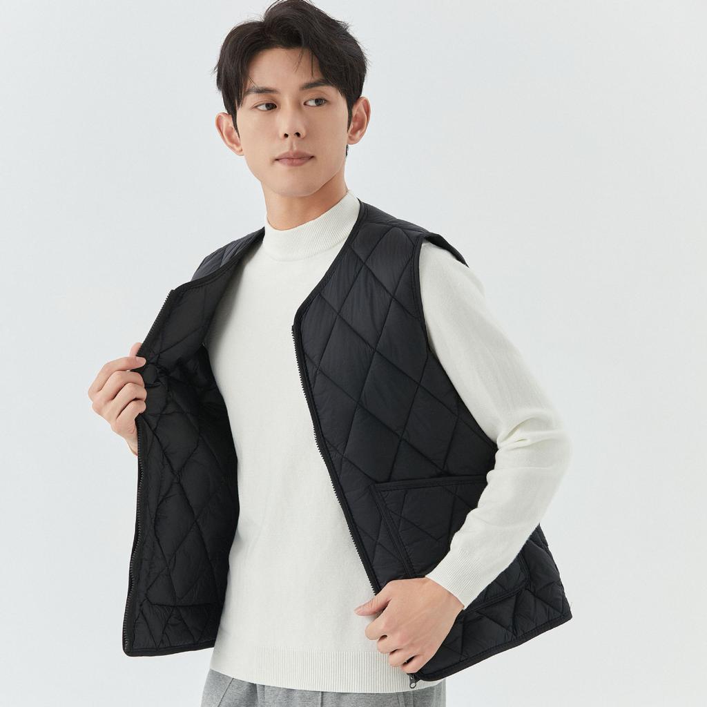 Men's Fall and Winter Padded Warm Zipper Comfortable Stylish To Keep Warm Increase Vest Outside The Pocket Men's Diamond-shaped Short Vest 2402