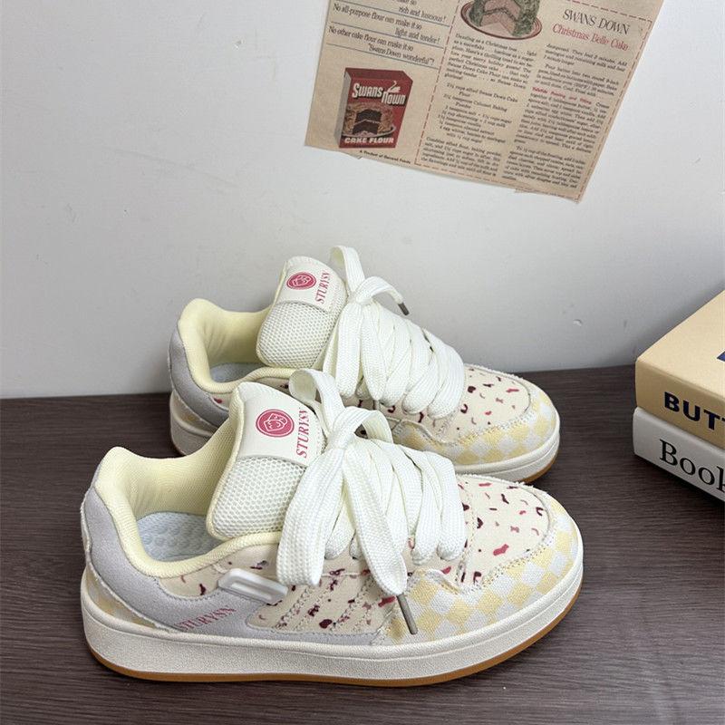 Niche Cranberry Color Scheme Bread Shoes Female Student White Shoes Summer New Versatile Casual Shoes
