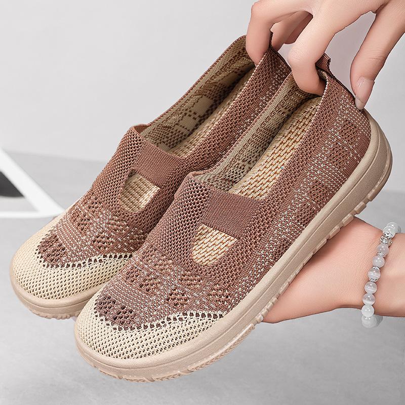 Shoes Women's Shoes Versatile Casual Shoes Breathable Fly-woven Shoes One-pedal Lazy Shoes Soft Sole Comfortable Mother Shoes Women's Single Shoes