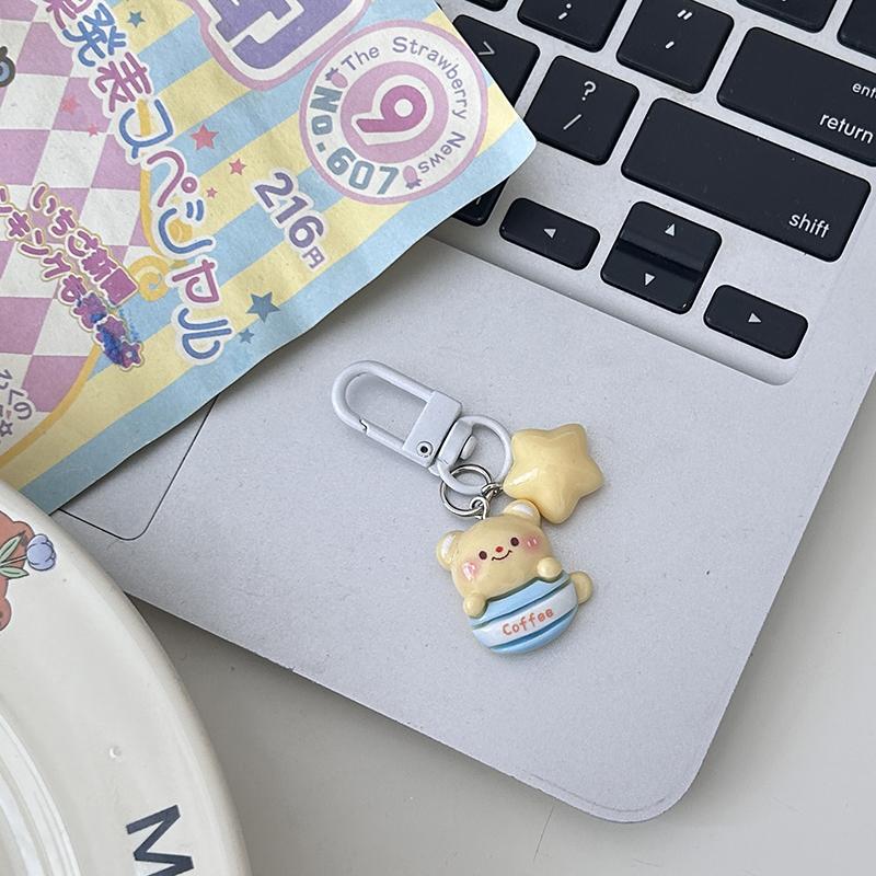 Kawaii Creative Star Bear Keychain Cute Cartoon Car Keychain Pendant School Backpack Decoration Accessories Kids Toy Gifts