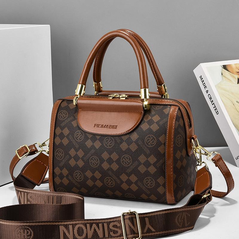 2025 New Large Capacity Boston Women's Bag Fashion Handheld One Shoulder Oblique Cross Pillow Bag Women