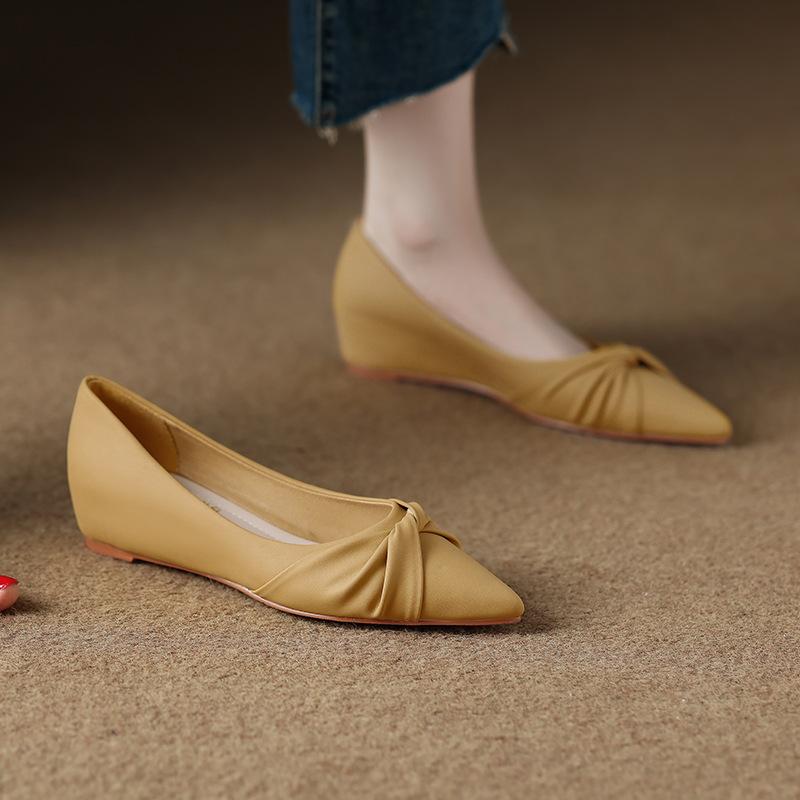 999-1 Inner Height Increase Pointed Shoes Women's 2025 New Models Are Not Tired of Feet with Soft Soles Autumn Nude Single Shoes