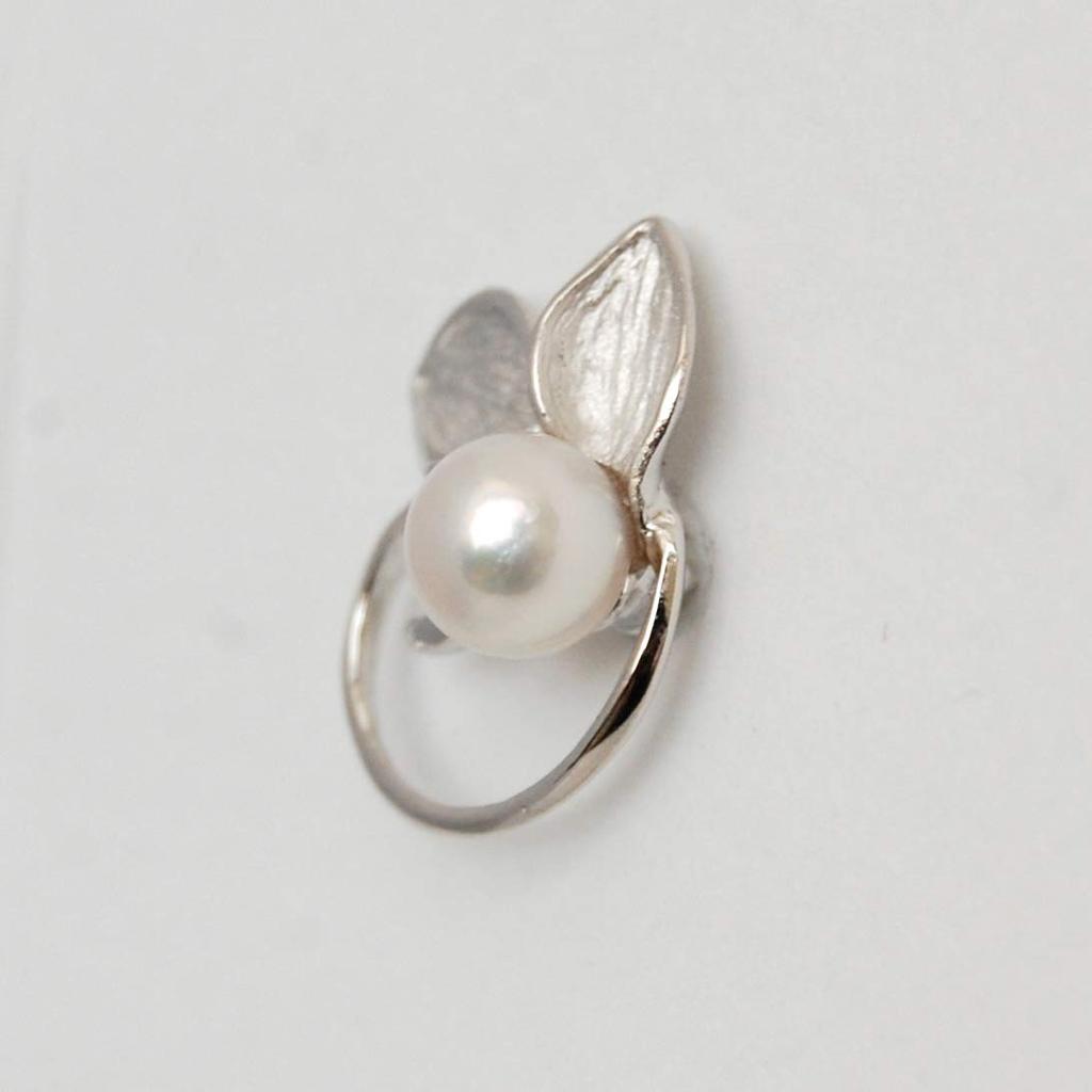 Akoya Pearl Pin Brooch Leaf Design SILVER Tuck Brooch Pearl Brooch [enyapearl]