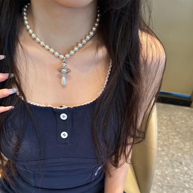 NANA Vivian Queen Mother Saturn Pearl Necklace - Retro Punk Style for Women