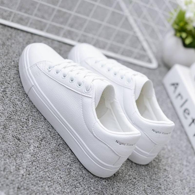 Fashion Women's Vulcanize Shoes 2024 New In Casual Classic Solid Color PU Leather Shoes Woman Casual White Shoes Sneakers