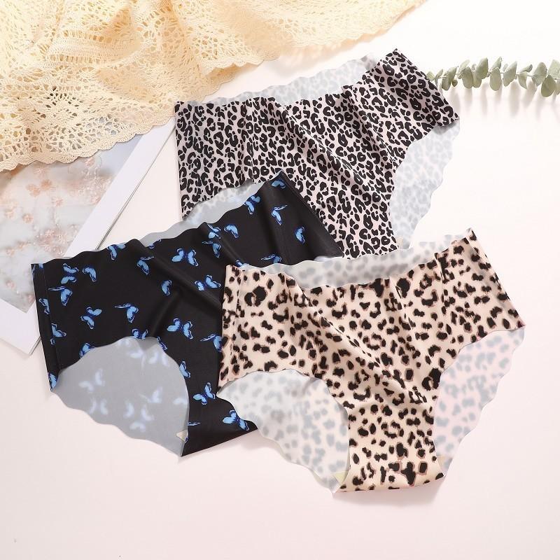 FINETOO Printed Briefs Seamless Panty For Women Soft And Comfortable Underwears