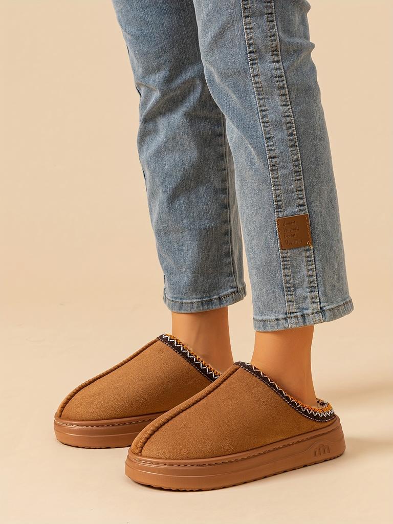 Winter Indoor And Outdoor Solid Color Thick-soled Non-slip Lightweight Warm Ladies Slippers