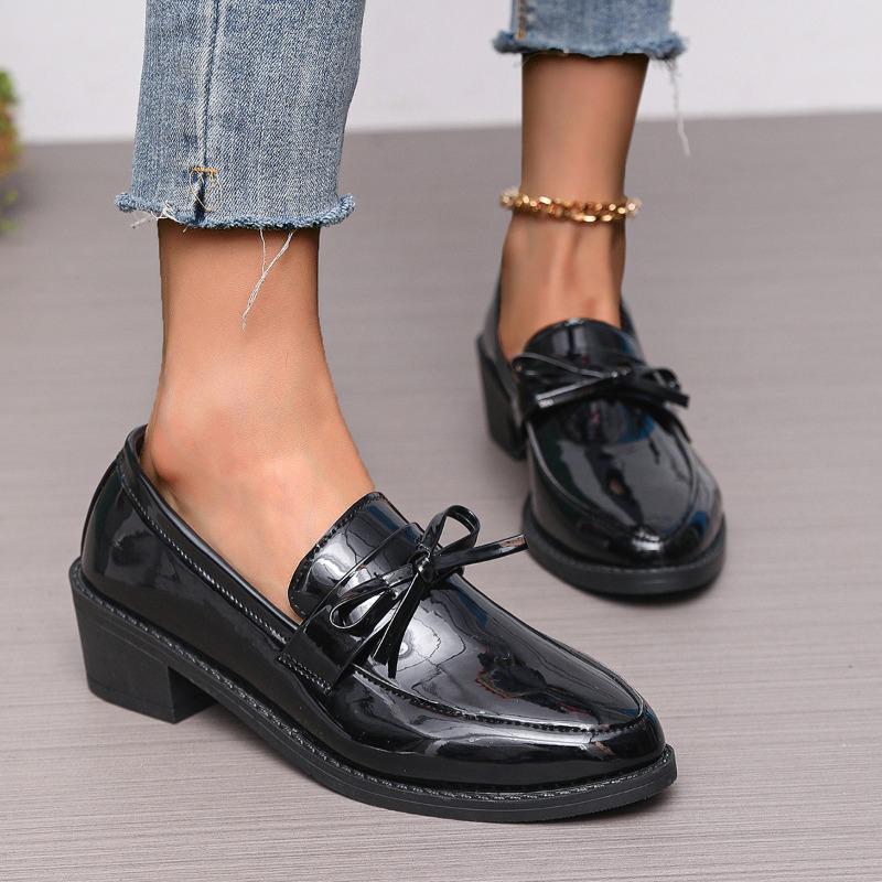 Womens Shoes Patent Leather Women Loafers British Tassel Casual Female Flat Shoes Bowknot Comfortable Small Leather Shoes