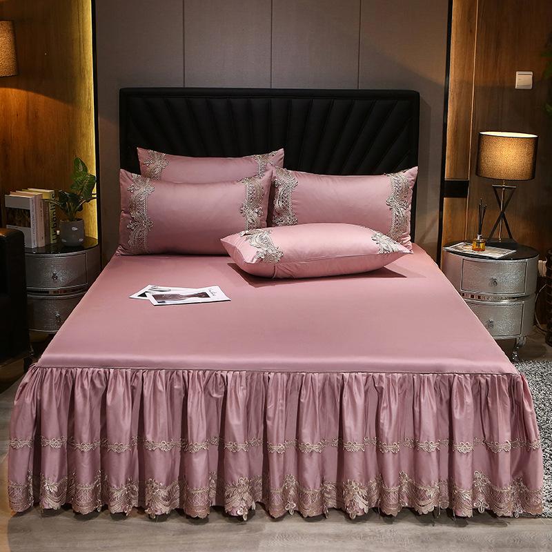 Атлас в европейском стиле 60-х годов, длинноволокнистый хлопок, кружевная юбка-кровать, трехсекционное хлопковое нескользящее покрывало, комплект из трех предметов 1,5 M1,8 M