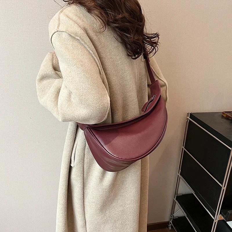PU Zipper Bags for Women New Hot Sale Casual Fashion Shoulder Bag Solid Saddle Crossbody Bags Shoulder Bags Bandolier