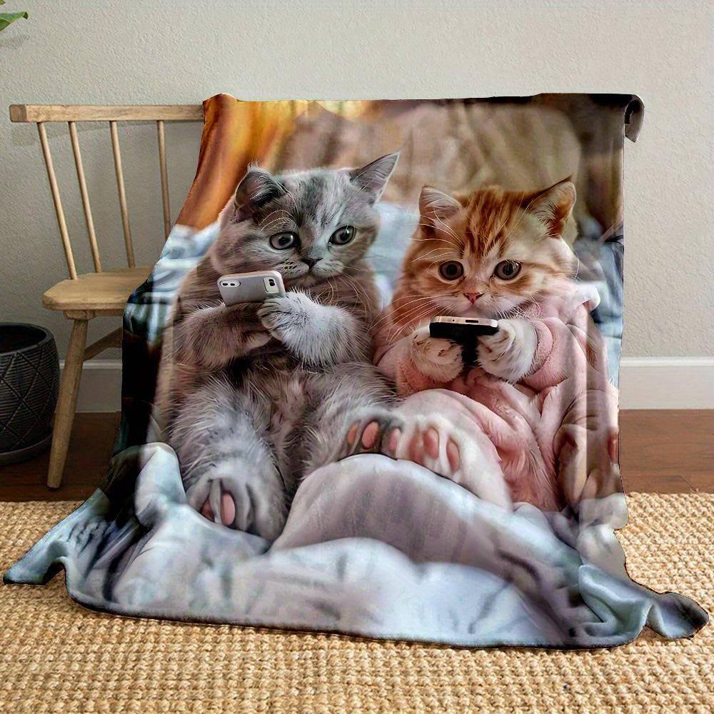 Cute Pet Cute Cat Blanket Fun Kitten Soft Flannel Blanket Modern Suitable for Home Air Conditioner Blanket