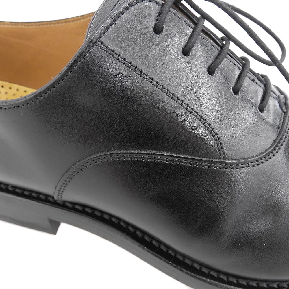 Regal Men's Black Straight-Tip Dress Shoes with Inner Wings, Size 10.2" W71B Shoes Black leatherUsed