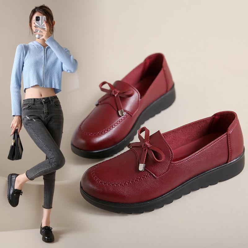 Spring and Autumn Mother Shoes Casual Soft-soled Single Shoes Middle-aged and Elderly Leather Shoes Comfortable Home Daily Non-slip Work Women's Shoes