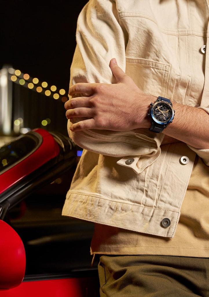 Часы Edifice Watch Drive с Bluetooth Solar Sapphire Glass Navy [Casio] [Nighttime Series] ECB-2000YNP-1AJF мужские