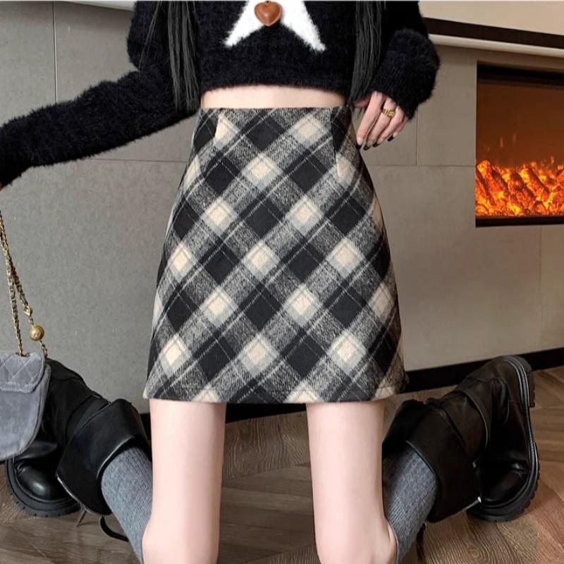 Women's High-Waist Wool Plaid Retro A-Line Skirt - Autumn/Winter Collection, Slim Fit, Short Length