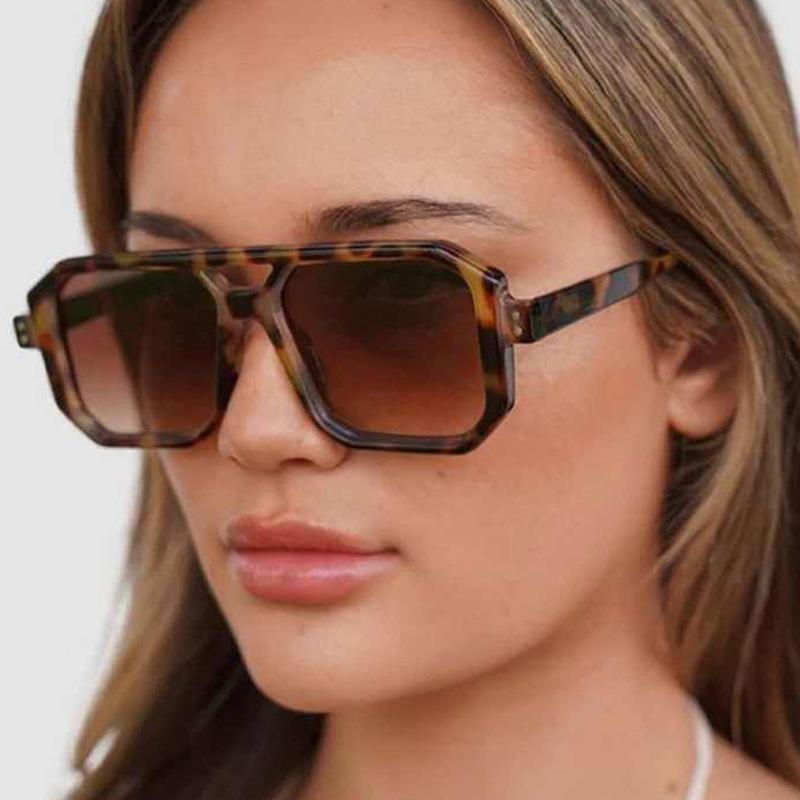 New Vintage Square Sunglasses Women Men Brand Rectangle Sun Glasses Female Oval Eyewear for Male Female Eyeglasses
