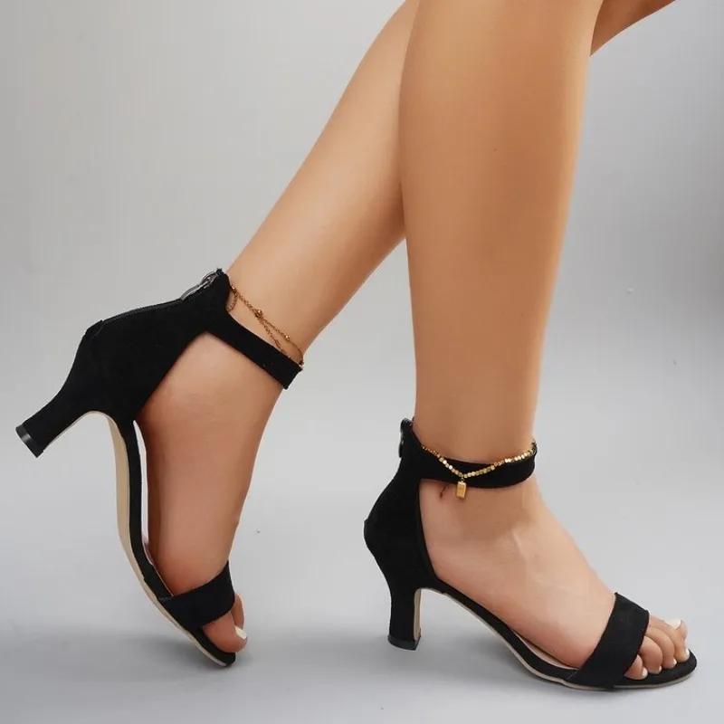 Fashion 2025 Hot Sale Black High Heels Sandals Women Summer Shoes Women Fashion Open Toe Buckle Sandals Casual Square Heel Female Shoes