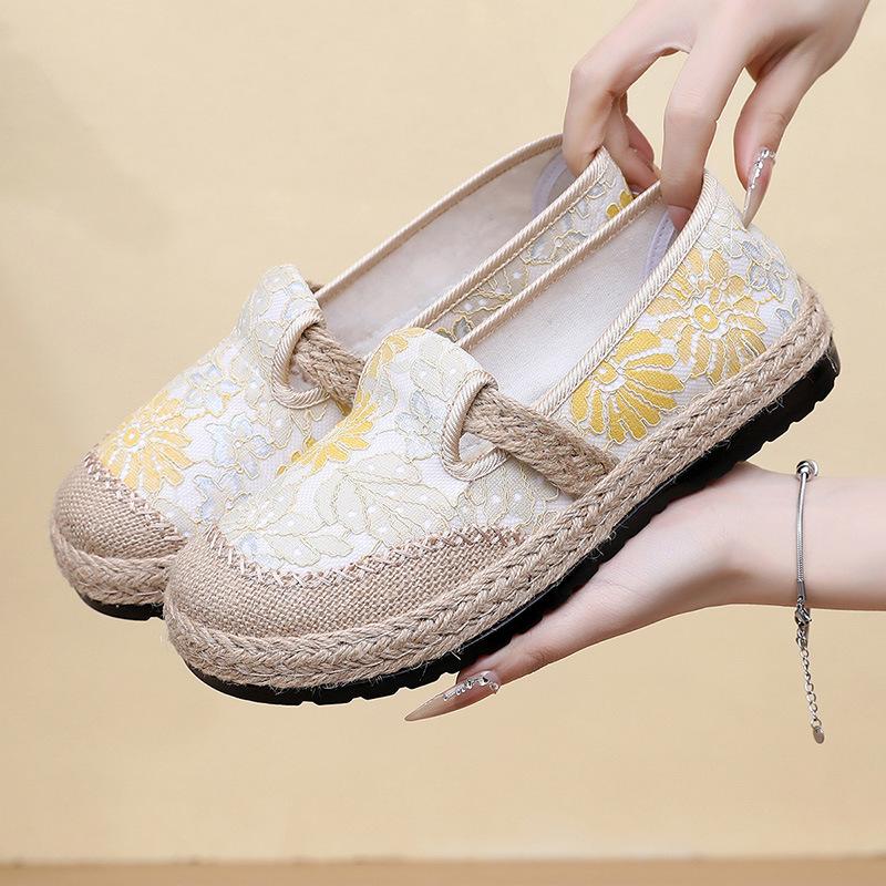 2025 New Fashion Casual Shoes Comfortable Women Breathable Antiskid Sneakers Men Mesh Flat Shoes